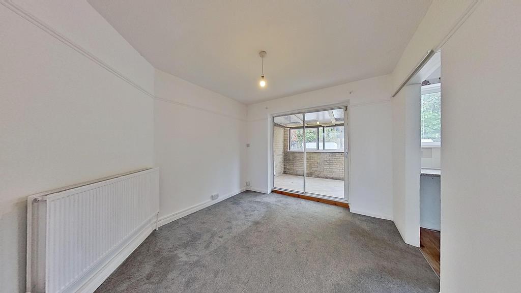 Lot: 177 - THREE-BEDROOM SEMI FOR IMPROVEMENT - Dining room and conservatory